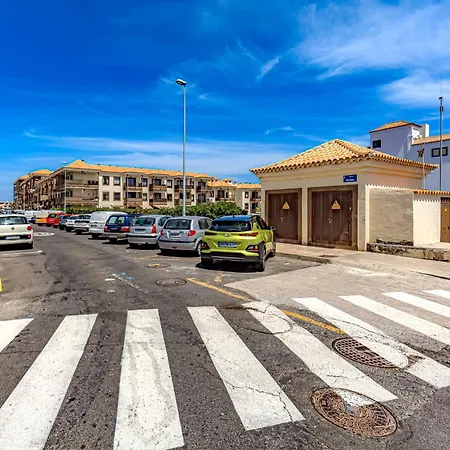 Atlantic 3 One Bedroom, Sea Front, In Complex With Pool