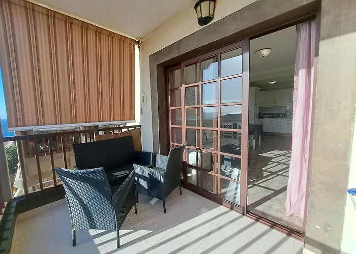 Atlantic 3 One Bedroom, Sea Front, In Complex With Pool *