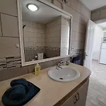 Atlantic 3 One Bedroom, Sea Front, In Complex With Pool