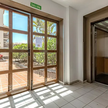Apartment Atlantis 3 One Bedroom, Sea Front, In Complex With Pool *