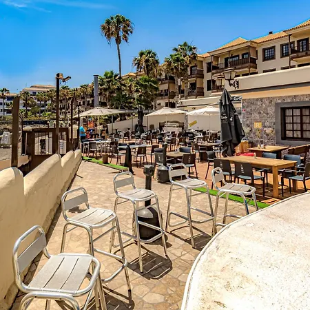 Atlantis 3 One Bedroom, Sea Front, In Complex With Pool Costa Del Silencio