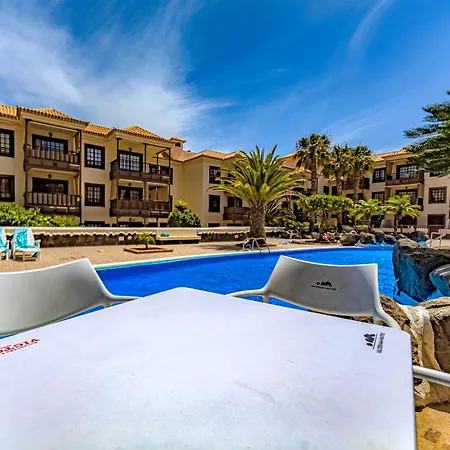 Atlantis 3 One Bedroom, Sea Front, In Complex With Pool Costa Del Silencio