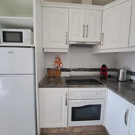 Apartment Atlantis 3 One Bedroom, Sea Front, In Complex With Pool Costa Del Silencio