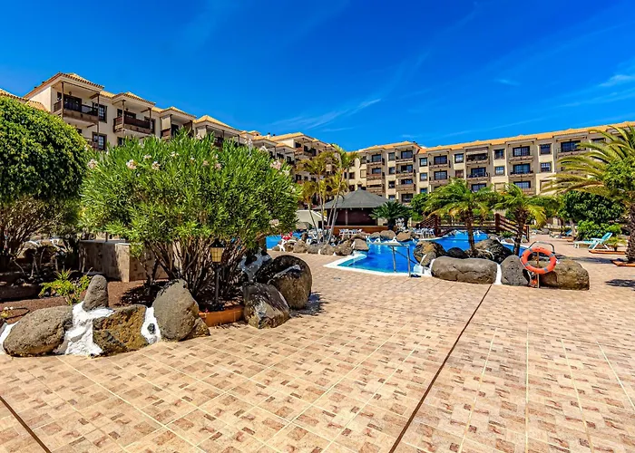 Atlantic 3 One Bedroom, Sea Front, In Complex With Pool 公寓 *